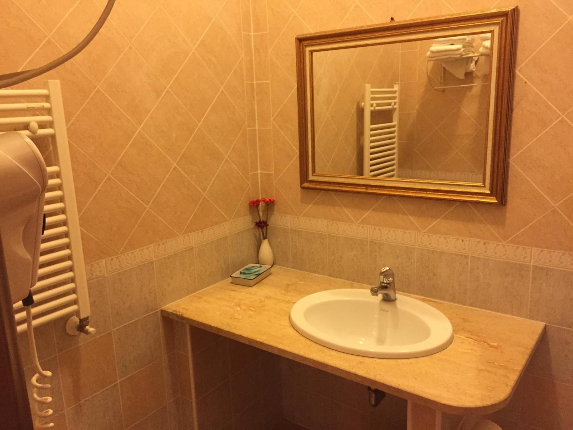 Hotel Magda Novafeltria Ruang foto