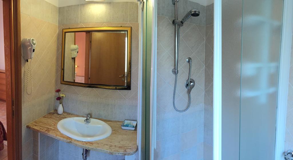 Hotel Magda Novafeltria Ruang foto